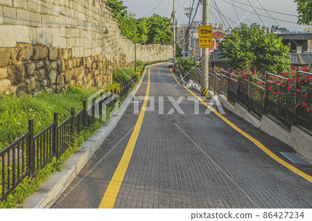 漢陽都城周邊的道路風景 86427234