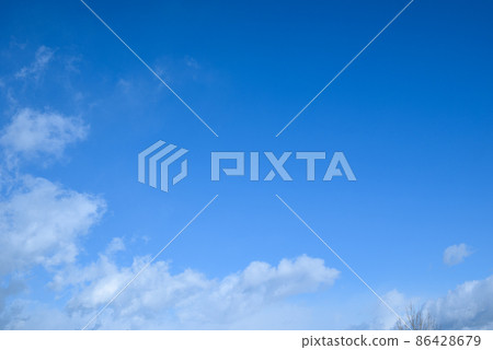 Winter sky [Nagano] 86428679