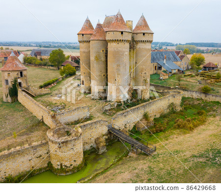 Chateau de Sarzay, rance Chateau de Sarzay, rance 86429668