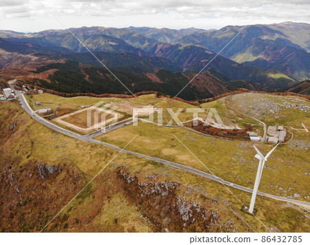 四國喀斯特 Himezurudaira 的風景 四國喀斯特 Himezurudaira 的風景 86432785