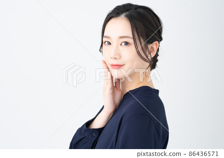 Beauty of young women 86436571