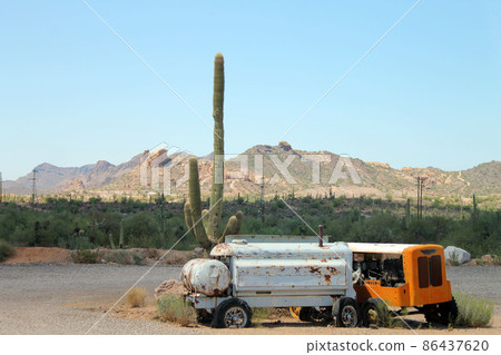 Old times in the desert Old times in the desert 86437620