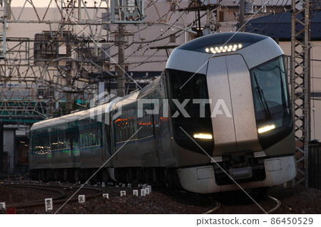 Tobu Express Liberty 86450529