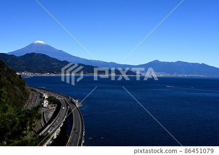 Mt. Fuji from Satsuki Pass 86451079