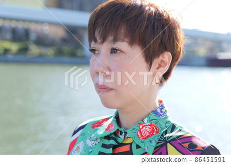 女性照片姿勢模型微笑美麗形象 女性照片姿勢模型微笑美麗形象 86451591
