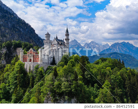 Famous Neuschwanstein Castle in Bavaria Germany Famous Neuschwanstein Castle in Bavaria Germany 86452591