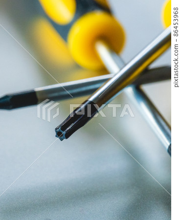 Torx 螺絲刀特寫圖像 86453968
