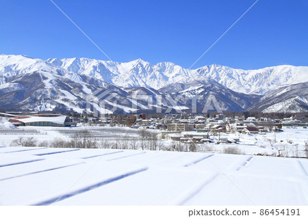 白馬冬季下雪的北阿爾卑斯山 白馬冬季下雪的北阿爾卑斯山 86454191