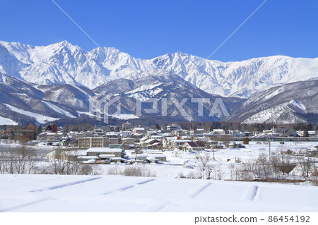白馬冬季下雪的北阿爾卑斯山 白馬冬季下雪的北阿爾卑斯山 86454192
