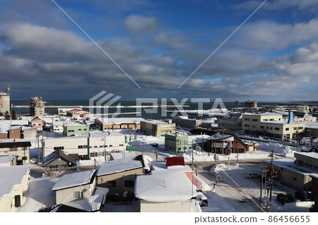 Midwinter Monbetsu city and Okhotsk landscape Midwinter Monbetsu city and Okhotsk landscape 86456655