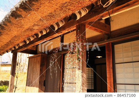 Flower mochi, a custom of praying for disease-free breathing, decorated during the First Full Moon Festival 86457100