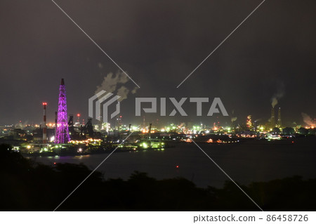 Illumination of the Kitakyushu Iron Tree before dismantling and night view of Nippon Steel & Sumitomo Metal Yawata Works as seen from Tamukeyama Park in Kitakyushu City Illumination of the Kitakyushu Iron Tree before dismantling and night view of Nippon Steel & Sumitomo Metal Yawata Works as seen from Tamukeyama Park in Kitakyushu City 86458726