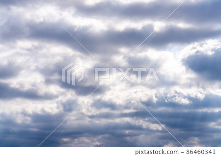 多雲的天空_幽靈般的天空 86460341