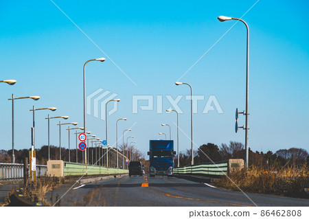 縣道大橋交通埼玉縣道12號太郎右衛門大橋橫跨荒川c-4電影風格 86462808