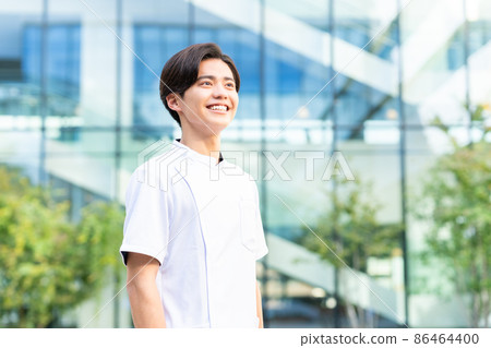 身為服裝工人的年輕人，拍攝合作《LINK FOREST》 86464400