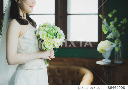 Bridal image Bridal image 86464908