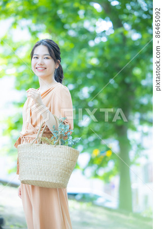 米色連體女戶外 米色連體女戶外 86465092