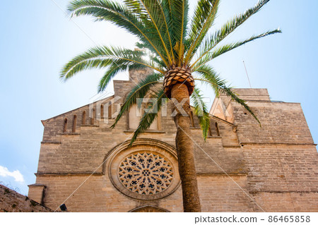Old Town, Sant Jaume church in Majorca. Alcudia, Mallorca, Balearic island, Spain 28.06.2017. 86465858