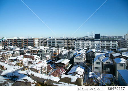 Winter bay bridge Winter bay bridge 86470657