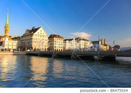 [Zurich] Cityscape Limmat River 86475034