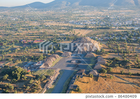 Ancient civilization Teotihuacan 86480409