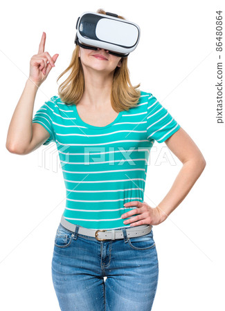 Woman in virtual reality glasses 86480864