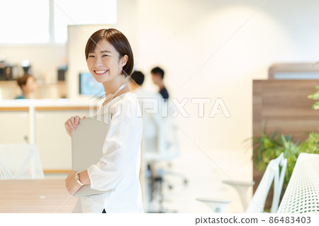 OL女商人拍攝合作：WEEK Shibadaimon（Sun Frontier Fudousan） 86483403