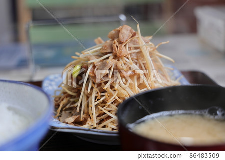 Owani Onsen bean sprout set meal (Aomori Prefecture) Owani Onsen bean sprout set meal (Aomori Prefecture) 86483509
