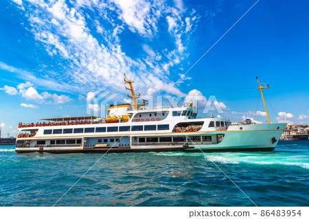 Passenger ship in Istanbul 86483954