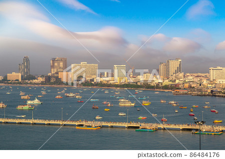 Pattaya Gulf, Thailand 86484176
