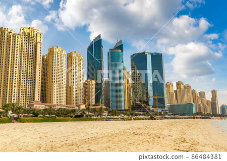 Dubai Marina in a summer day 86484381