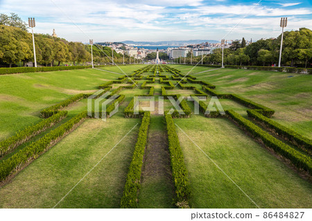 Eduardo VII park   in Lisbon 86484827