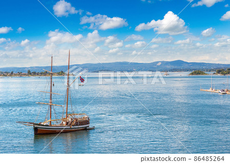 Oslo Harbor, Norway Oslo Harbor, Norway 86485264