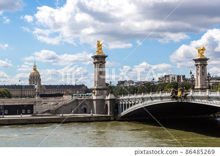 Pont Alexandre in Paris Pont Alexandre in Paris 86485269