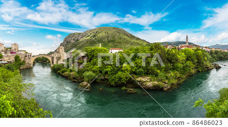 The Old Bridge in Mostar 86486023