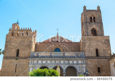 Cathedral of Monreale, Italy 86486078