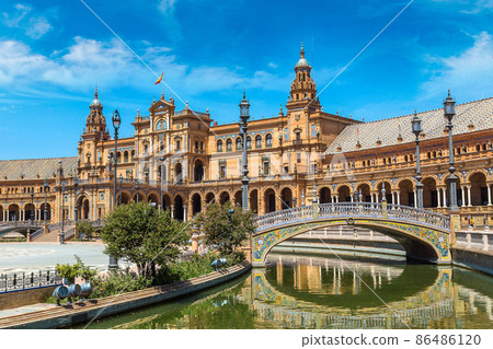Spanish Square in Sevilla 86486120