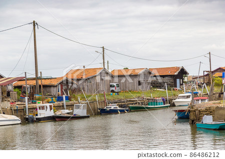 Oyster village in Arcachon Bay Oyster village in Arcachon Bay 86486212