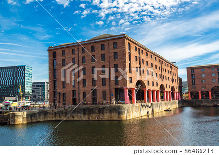 Albert Dock in Liverpool 86486213