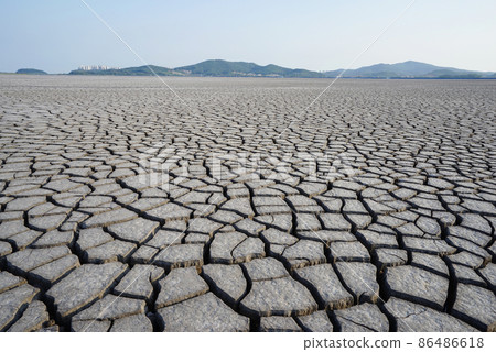Cracked Ground Unyeomdo 86486618