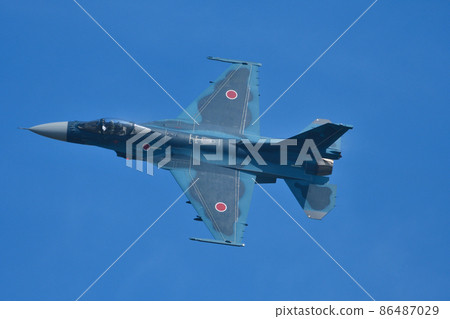 Mobile flight of F-2 fighter Mobile flight of F-2 fighter 86487029