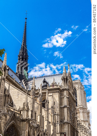 Notre Dame de Paris Notre Dame de Paris 86487192