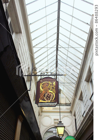 巴黎通道 86488293