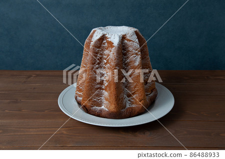 Pandoro Italian cake table Pandoro Italian cake table 86488933