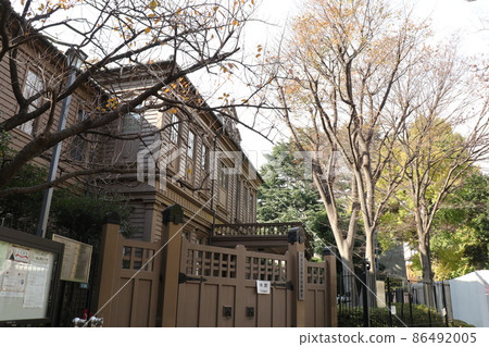 位於東京台東區上野公園的台東區前東京音樂學校 Sogakudo 大樓 位於東京台東區上野公園的台東區前東京音樂學校 Sogakudo 大樓 86492005