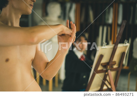 藝術學校預備學校 86493271