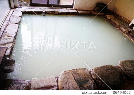 Muddy hot water, plain hot water, famous hot spring 86494092