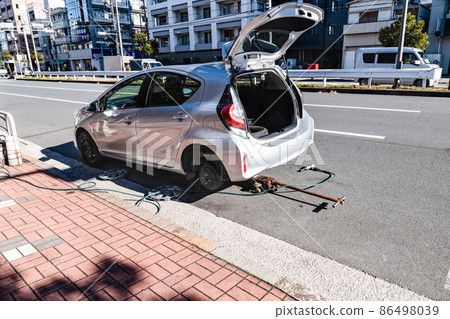 Car tire change Car tire change 86498039