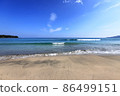 Blue sky, sea and beautiful sandy beach 86499151