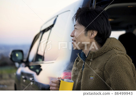 汽車露營戶外形象 86499943